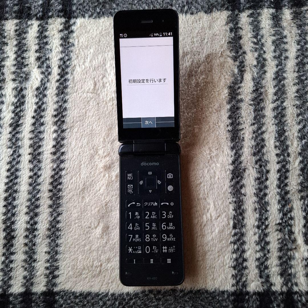 DIGNO 折りたたみ式携帯電話 docomo 黒