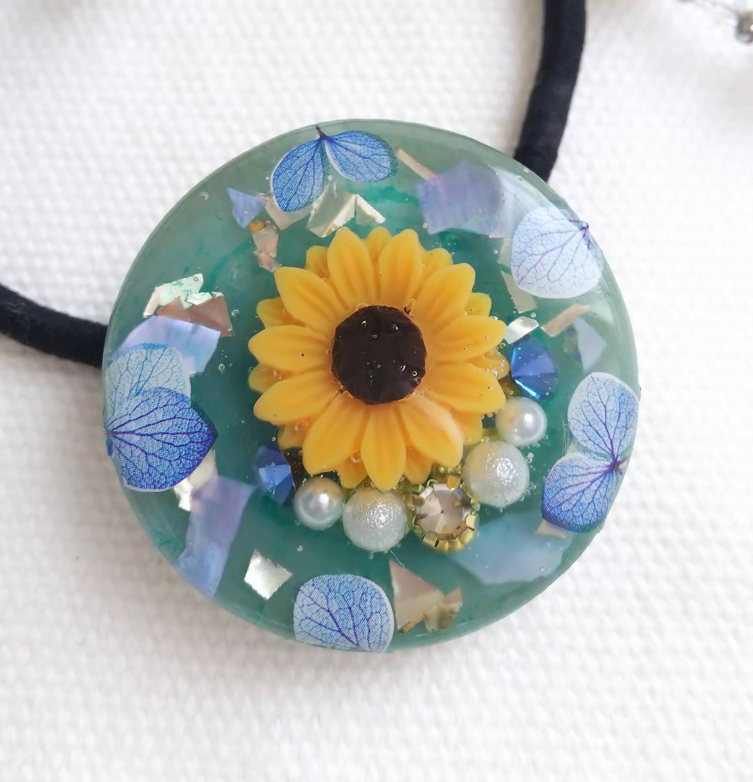 あじさいとひまわりラウンドレジンヘアゴム