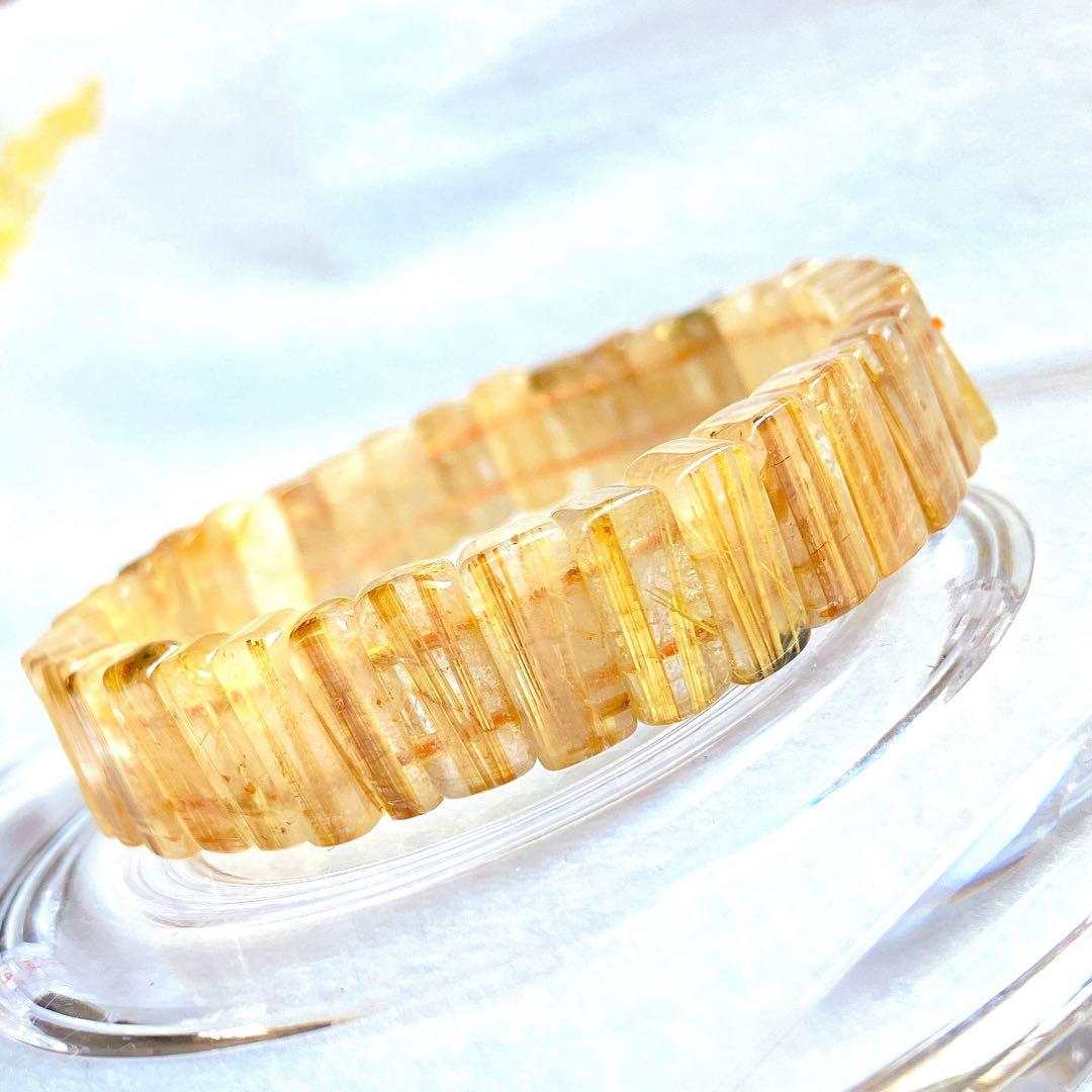 本日のお買い得！でもキラキラ！タイチンルチルクォーツ バングル 金運アップ！