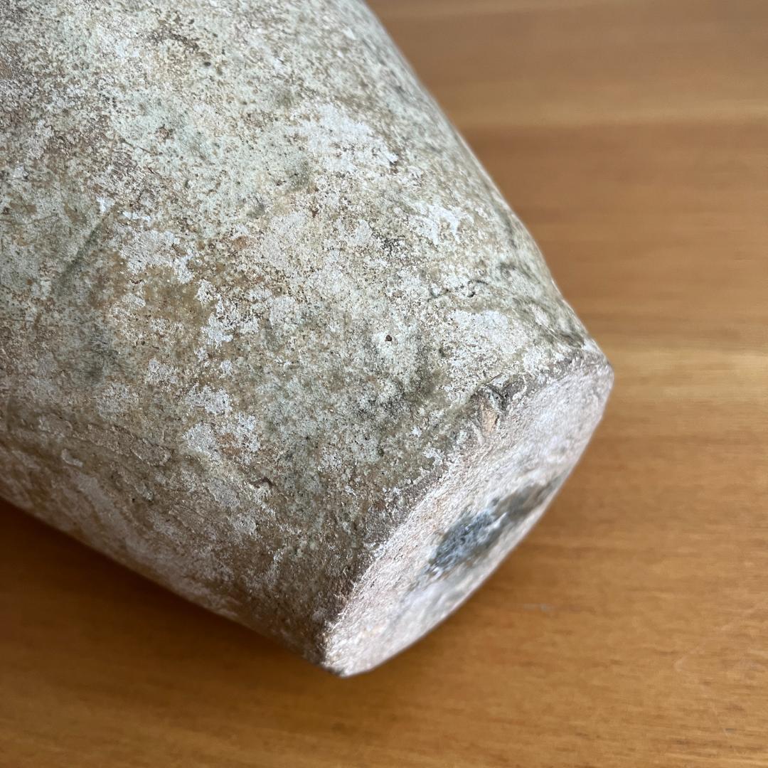 鎌倉時代 古瀬戸 灰釉瓶子 菊紋入 h32cm φ19cm