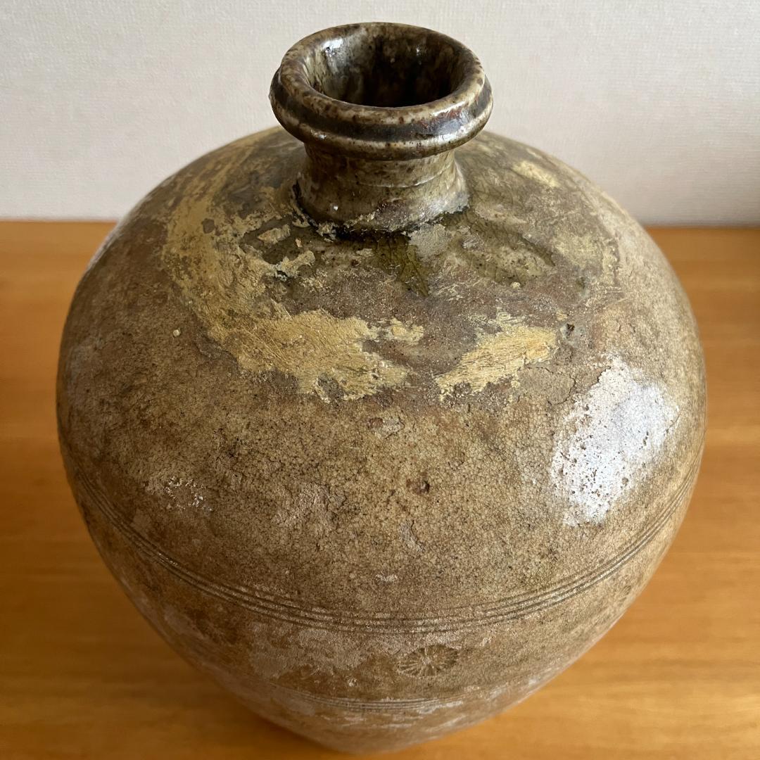 鎌倉時代 古瀬戸 灰釉瓶子 菊紋入 h32cm φ19cm