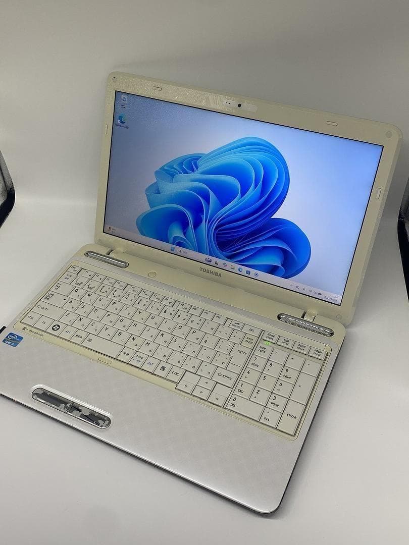【東芝】高性能Core i7/SSD120GBノートパソコン 8G C6