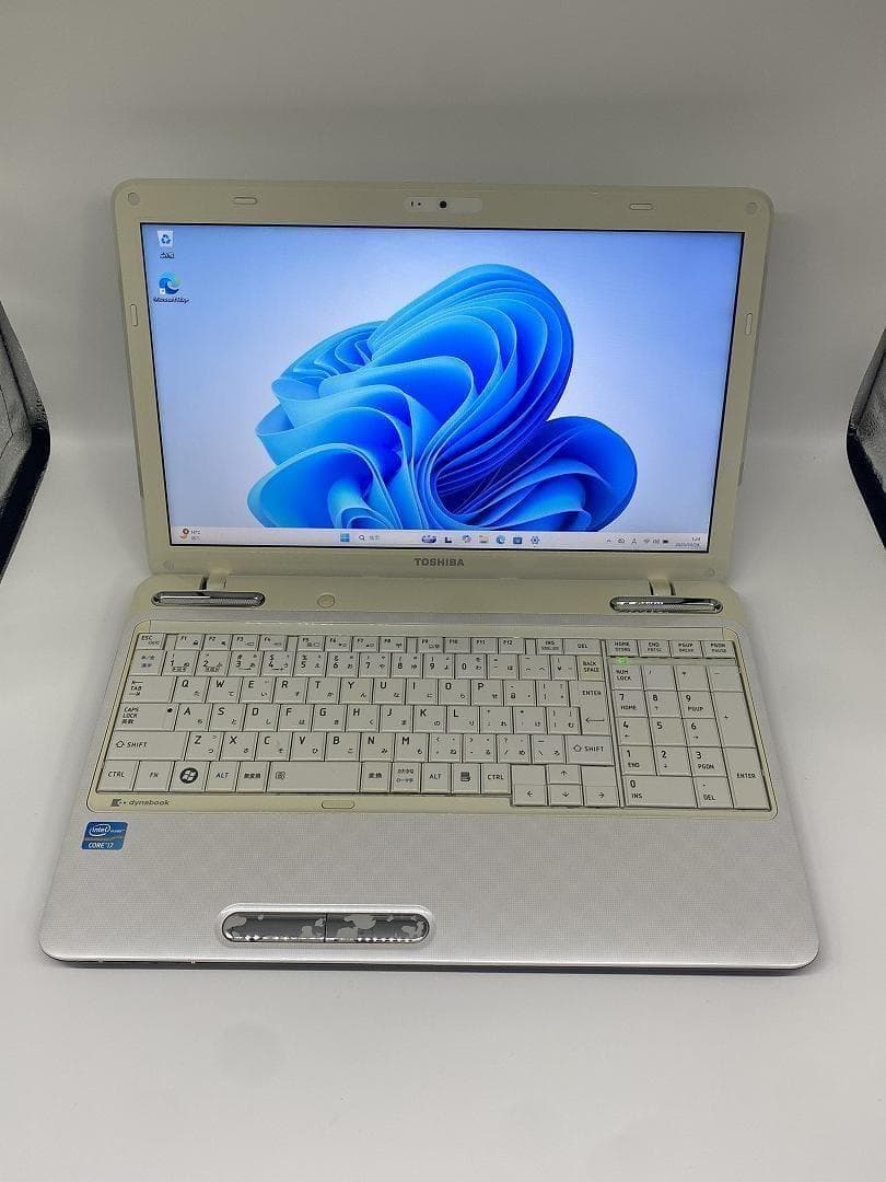 【東芝】高性能Core i7/SSD120GBノートパソコン 8G C6