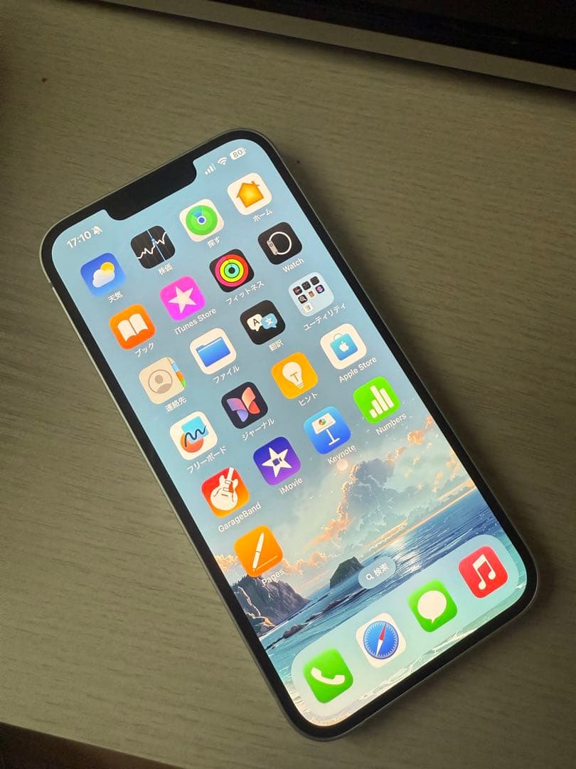Apple iPhone 16e本体　ホワイト