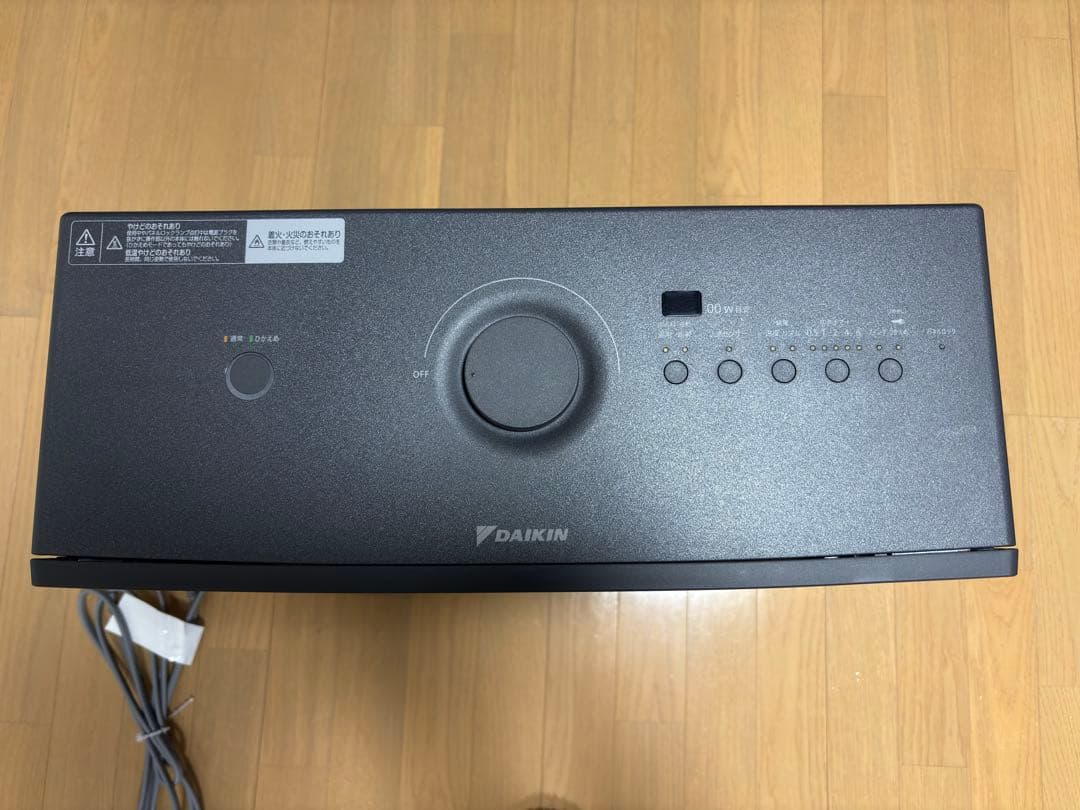 ダイキン ハイブリッドセラムヒート WRH135AS-H 遠赤外線暖房