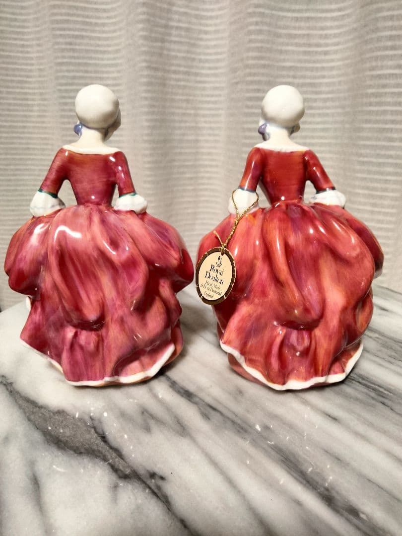 ❣️ロイヤルドルトン2体❣️フィギュリン グッディ トゥー シューズ 美品