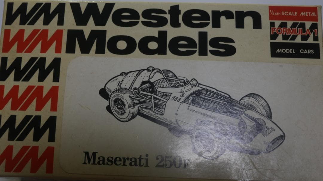 ウェスタンモデル製　マセラッティー２５０Ｆ　1／２４　１９５７独ＧＰ　ファンジオ