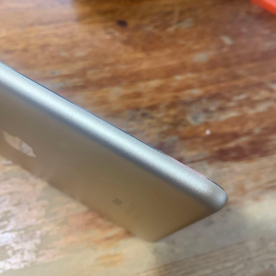 iPad本体 iPad mini3 16G