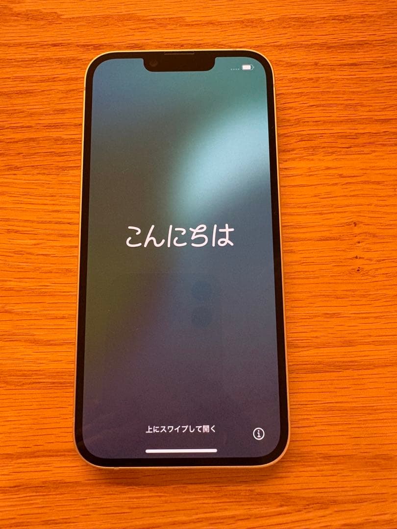 iPhone16e 本体 128GB SIMフリー　ケース付き