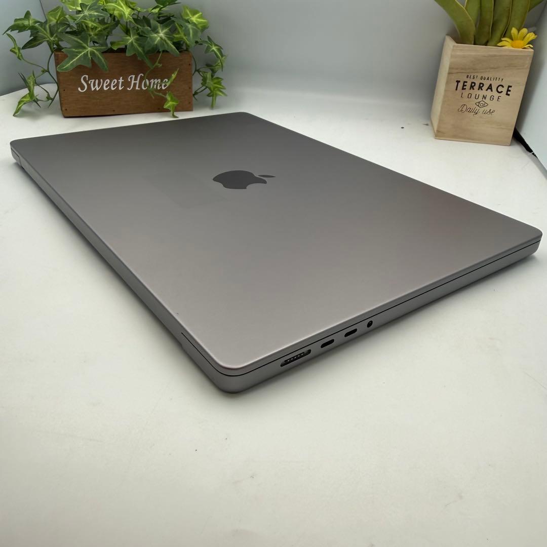 MacBook Pro M1 Pro 16インチ 2021 32GB / 1TB