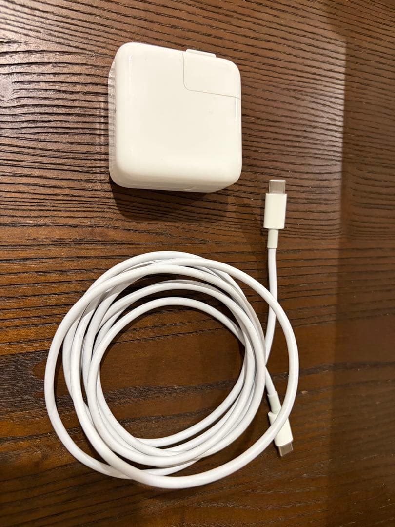 Apple MacBook Air シルバー