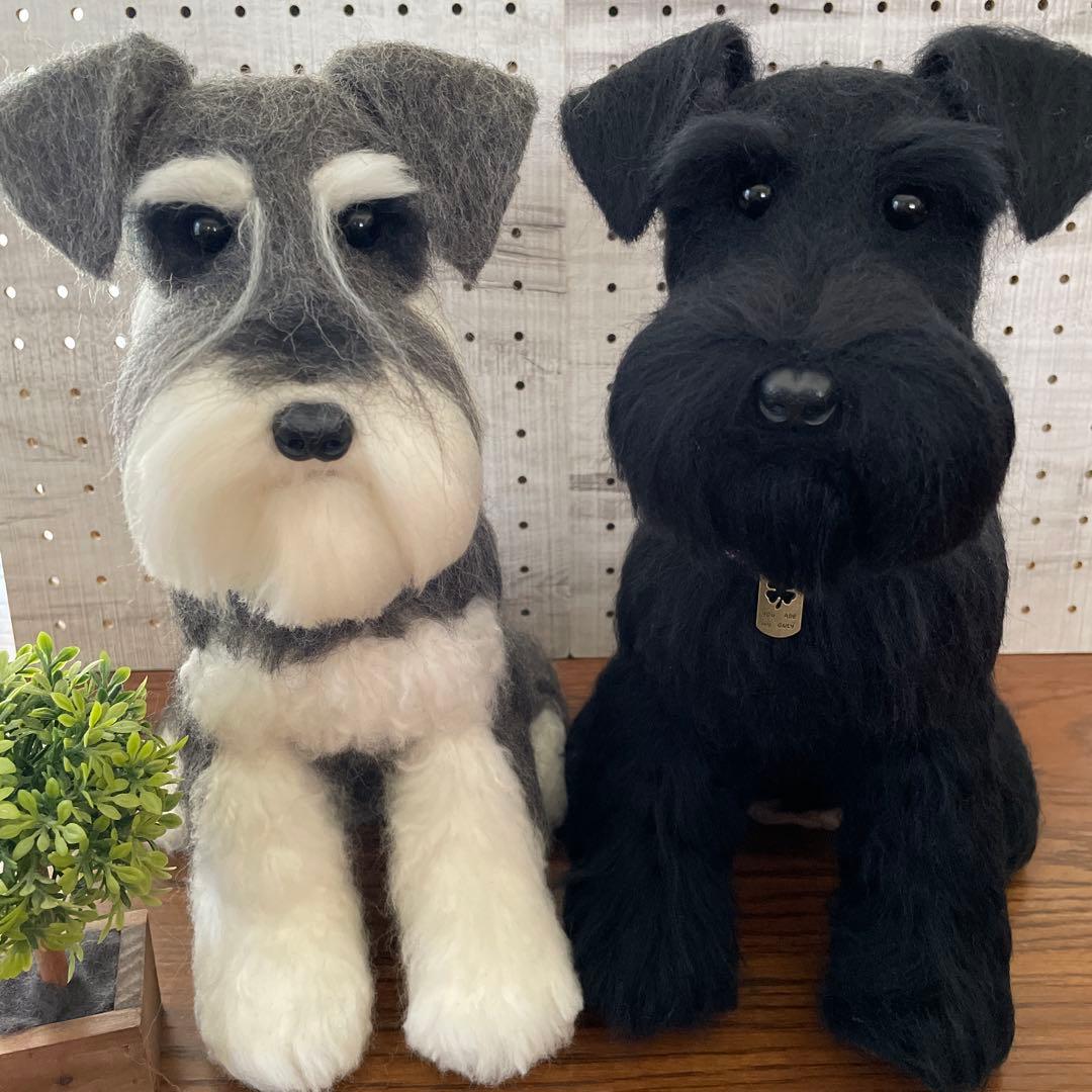 羊毛フェルト　ミニチュアシュナウザー　ソルト&ペッパー、ブラックちゃん