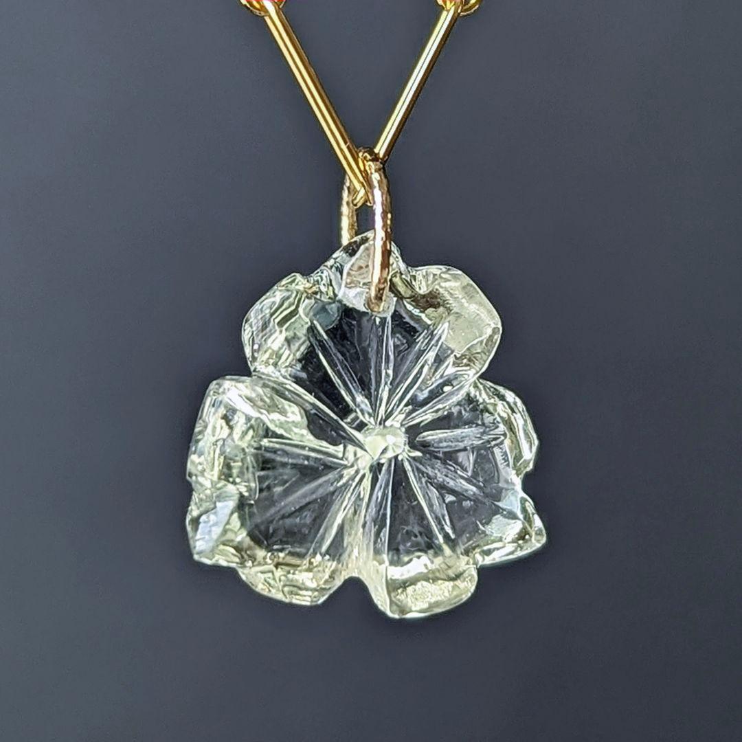 ♢容音♢訳あり♢K18 大粒グリーンアメシスト 8.17ct チャーム