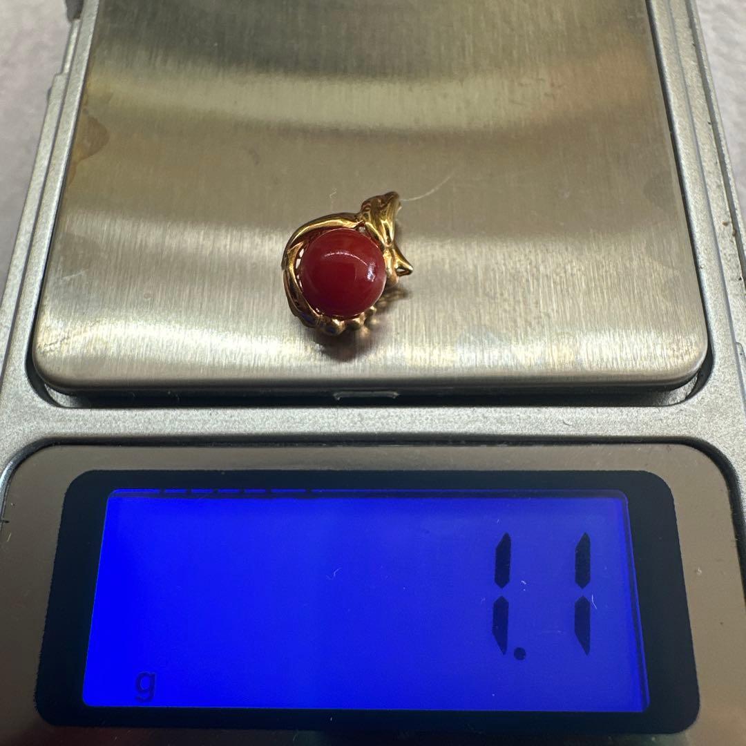 k18金 赤珊瑚魚形 球体ペンダント
