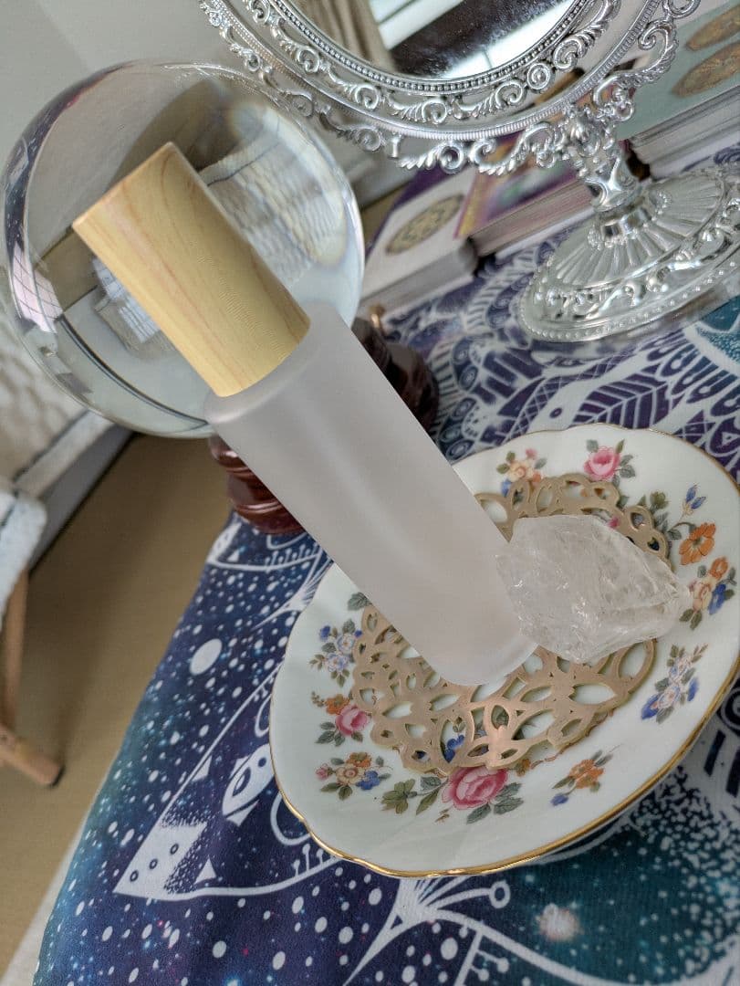 レイキヒーリング＆タロット占い＆水晶玉霊視