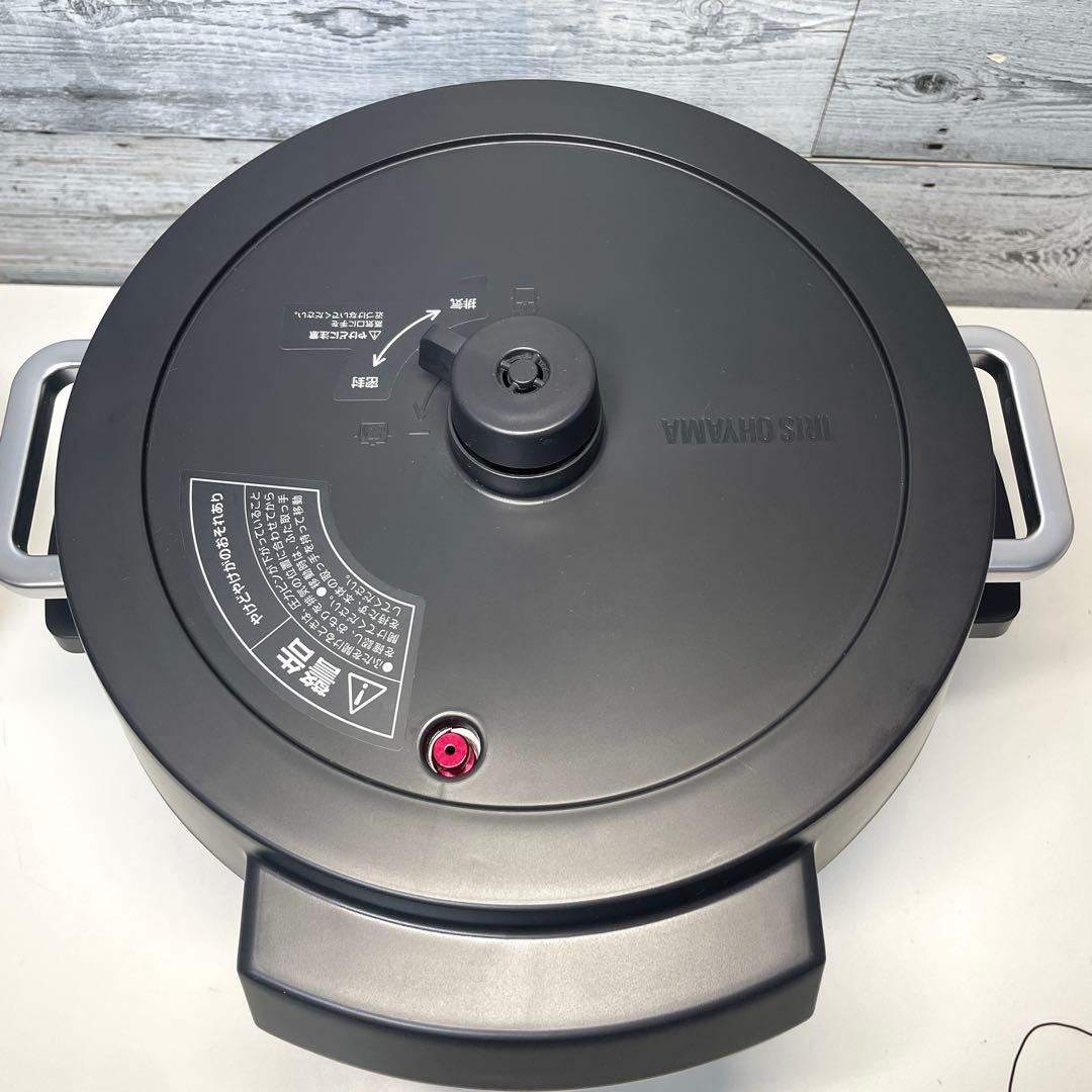 【美品】アイリスオーヤマ 電気圧力鍋 1台7役 4.0L KPC-MA4