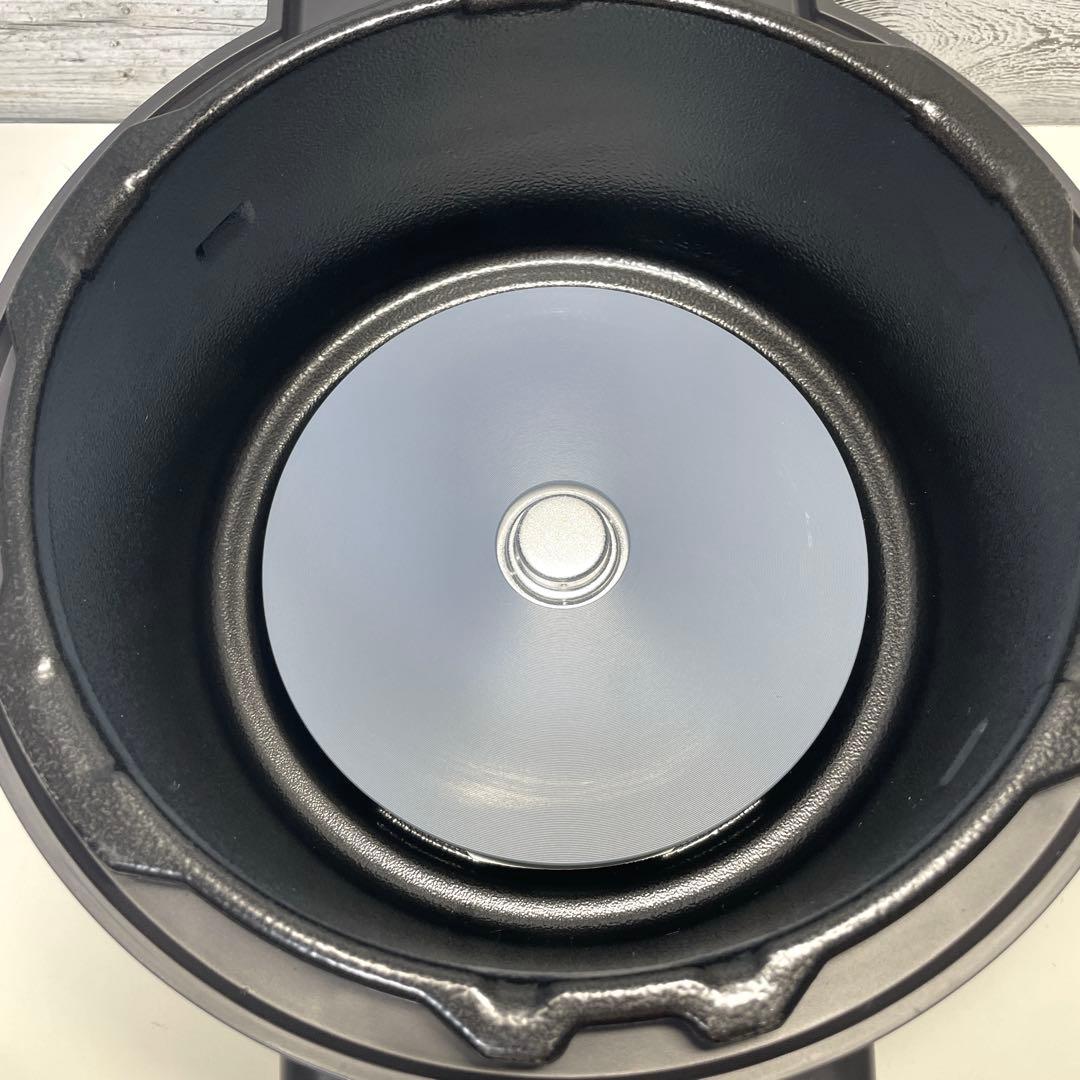 【美品】アイリスオーヤマ 電気圧力鍋 1台7役 4.0L KPC-MA4