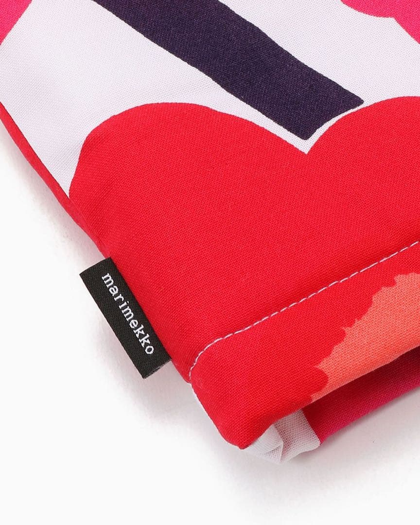 【タグ付き】marimekko エプロン　ミトン　2点セット　レッド　新生活
