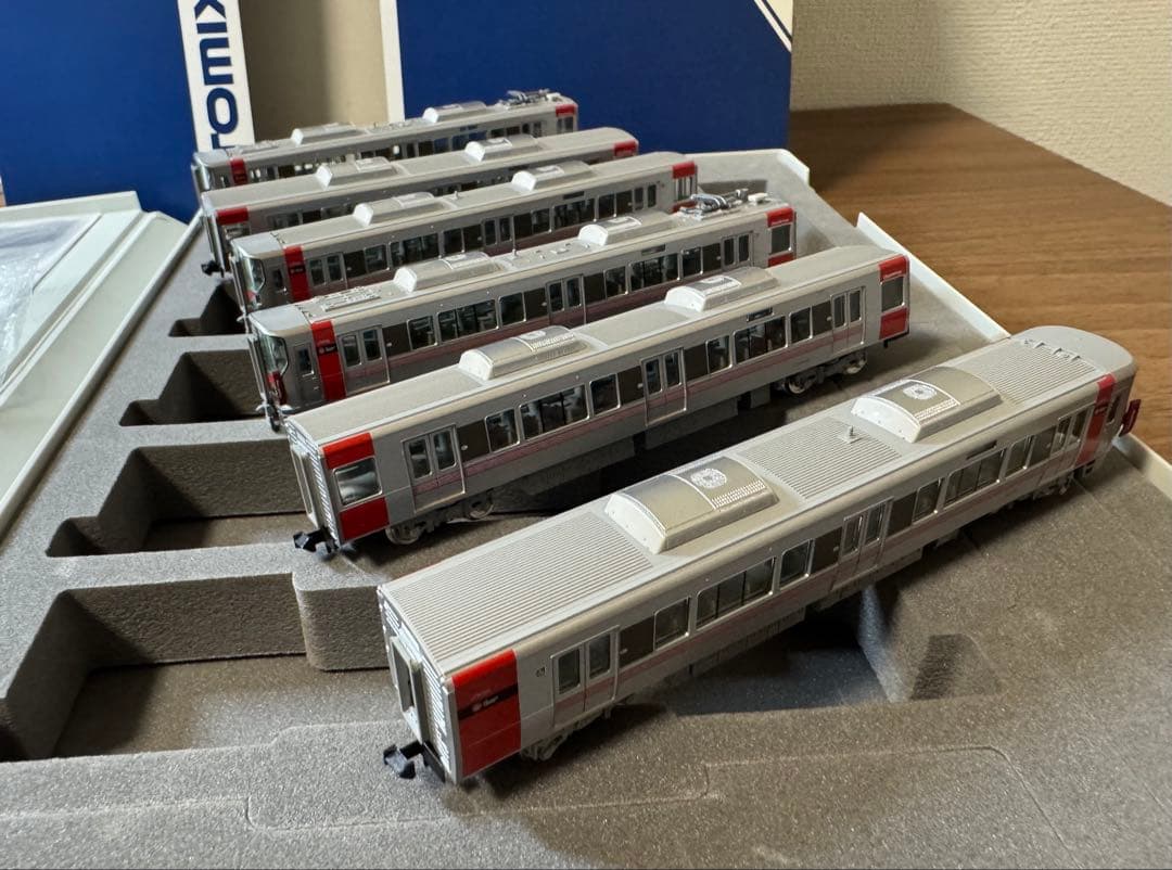 TOMIX 227系Red Wing 98201 98202 6両編成セット