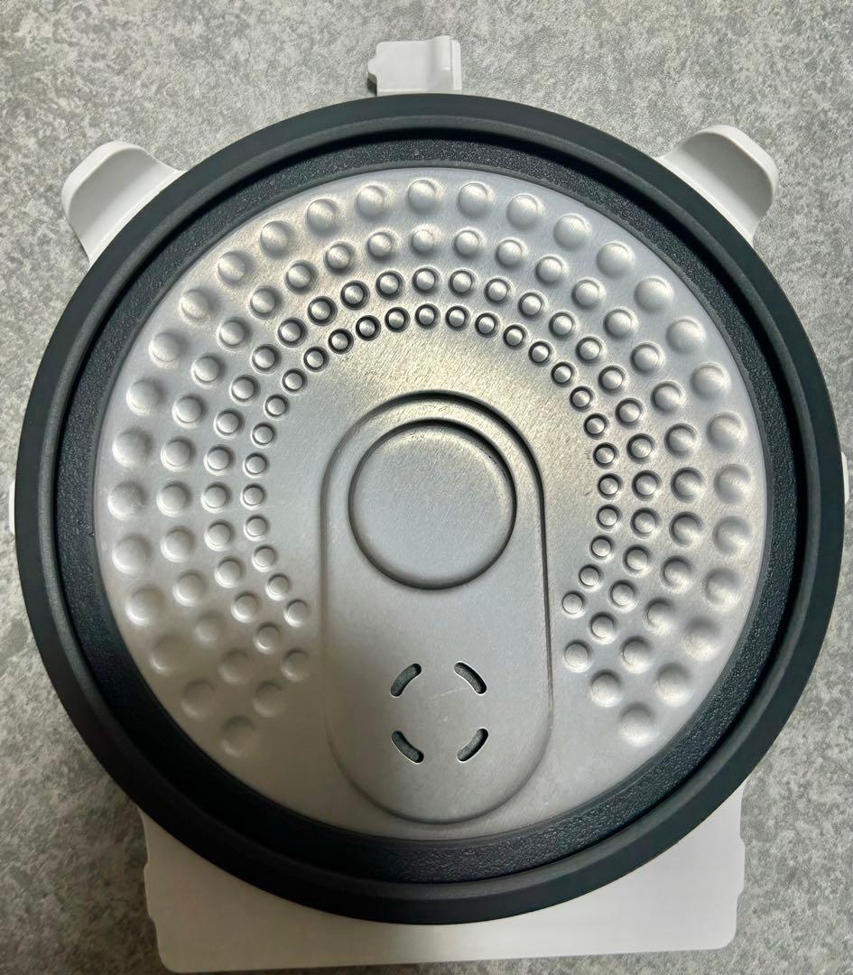 【中古品】TOSHIBA RC-5XT IH炊飯器　【3合炊き】
