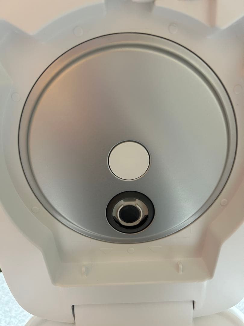 【中古品】TOSHIBA RC-5XT IH炊飯器　【3合炊き】