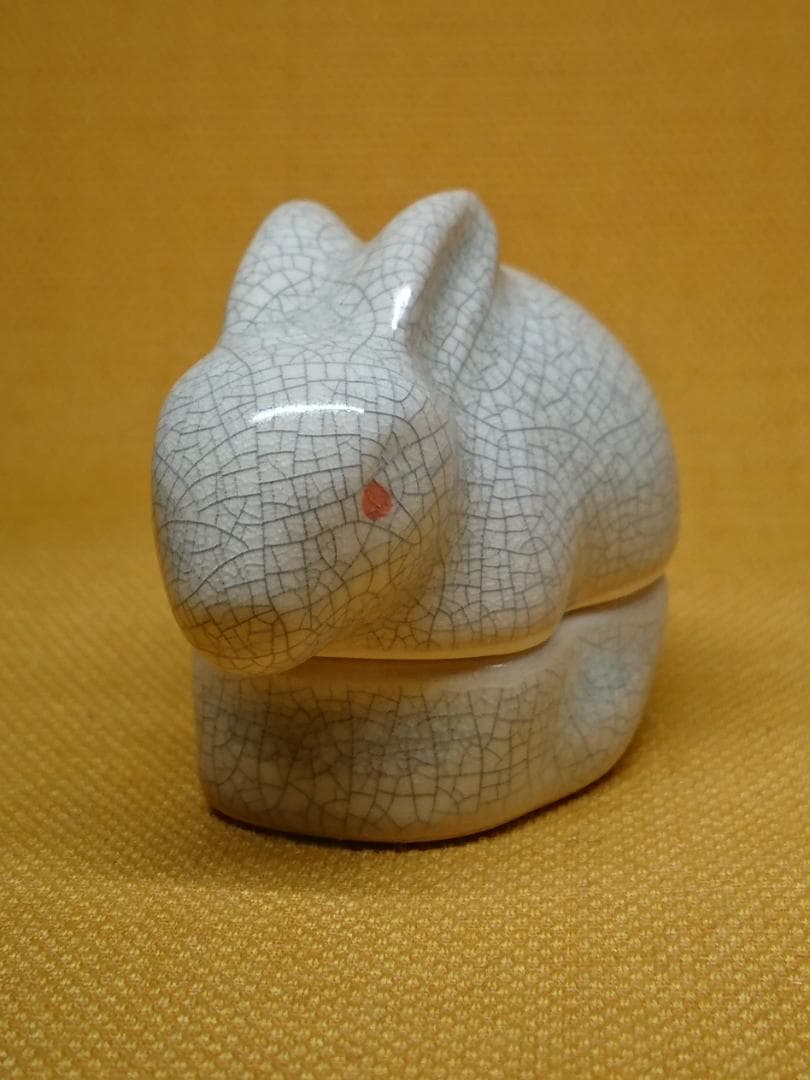 ウサギ　兎　陶器　オブジェ　置物　インテリア　工芸品　美術品　A2888