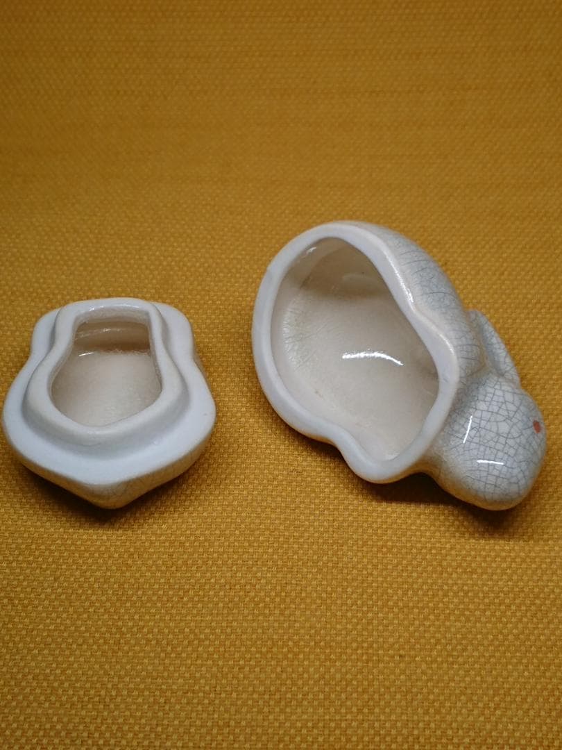 ウサギ　兎　陶器　オブジェ　置物　インテリア　工芸品　美術品　A2888