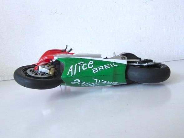 PROTAR (1/9) ドゥカティ Desmosedici GP6