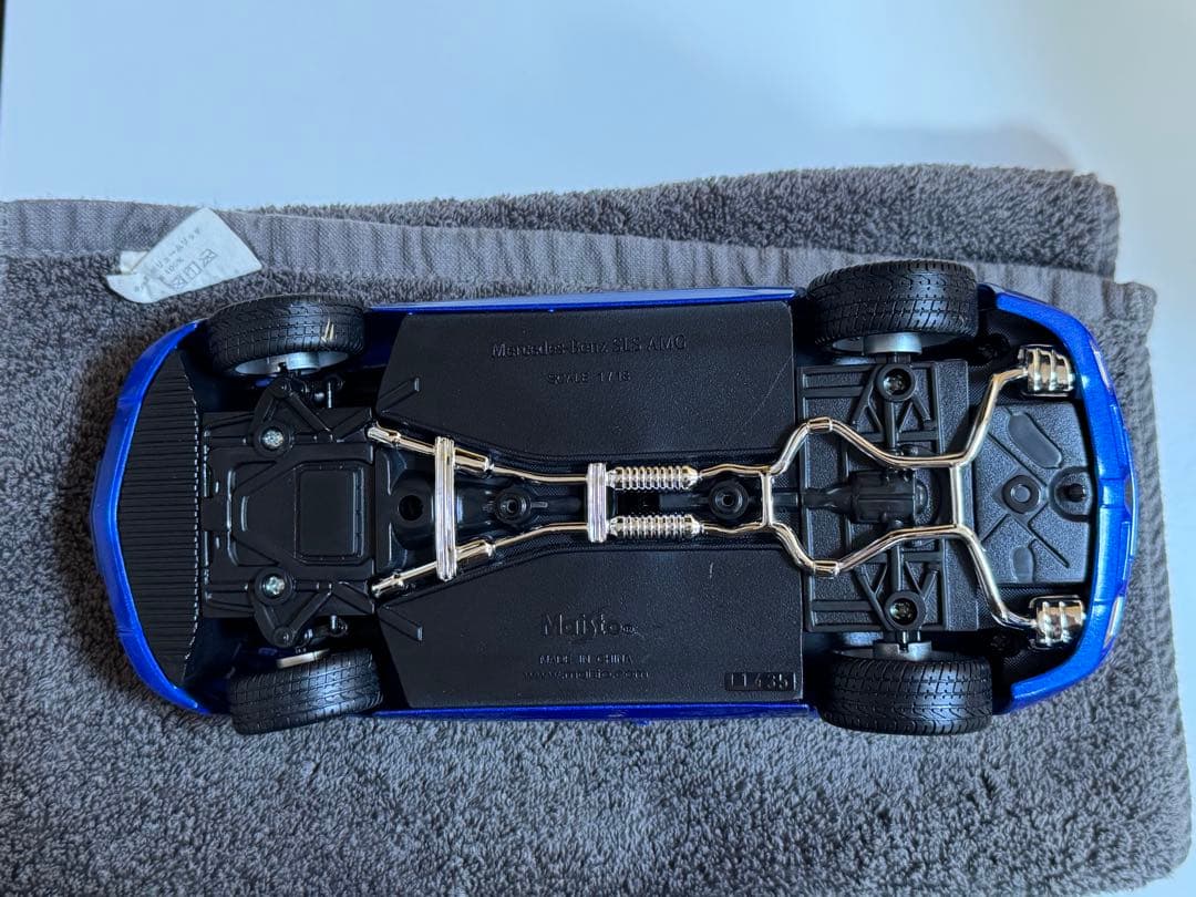 ベンツ SLS AMG 1/18 箱付き マイスト