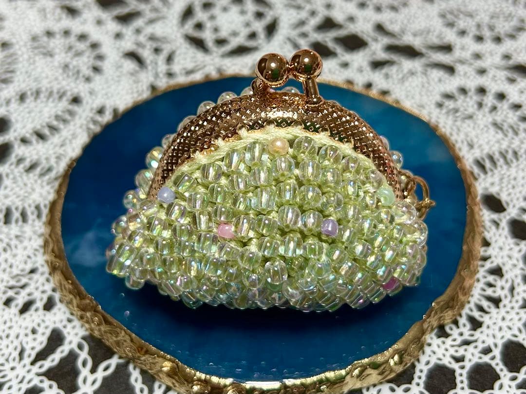 No.137 手作り　ビーズがま口　キーリング付き