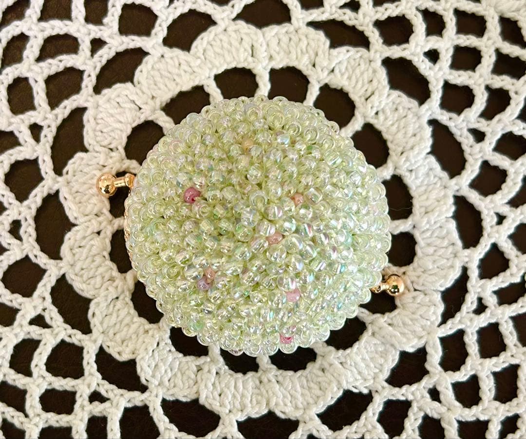 No.137 手作り　ビーズがま口　キーリング付き