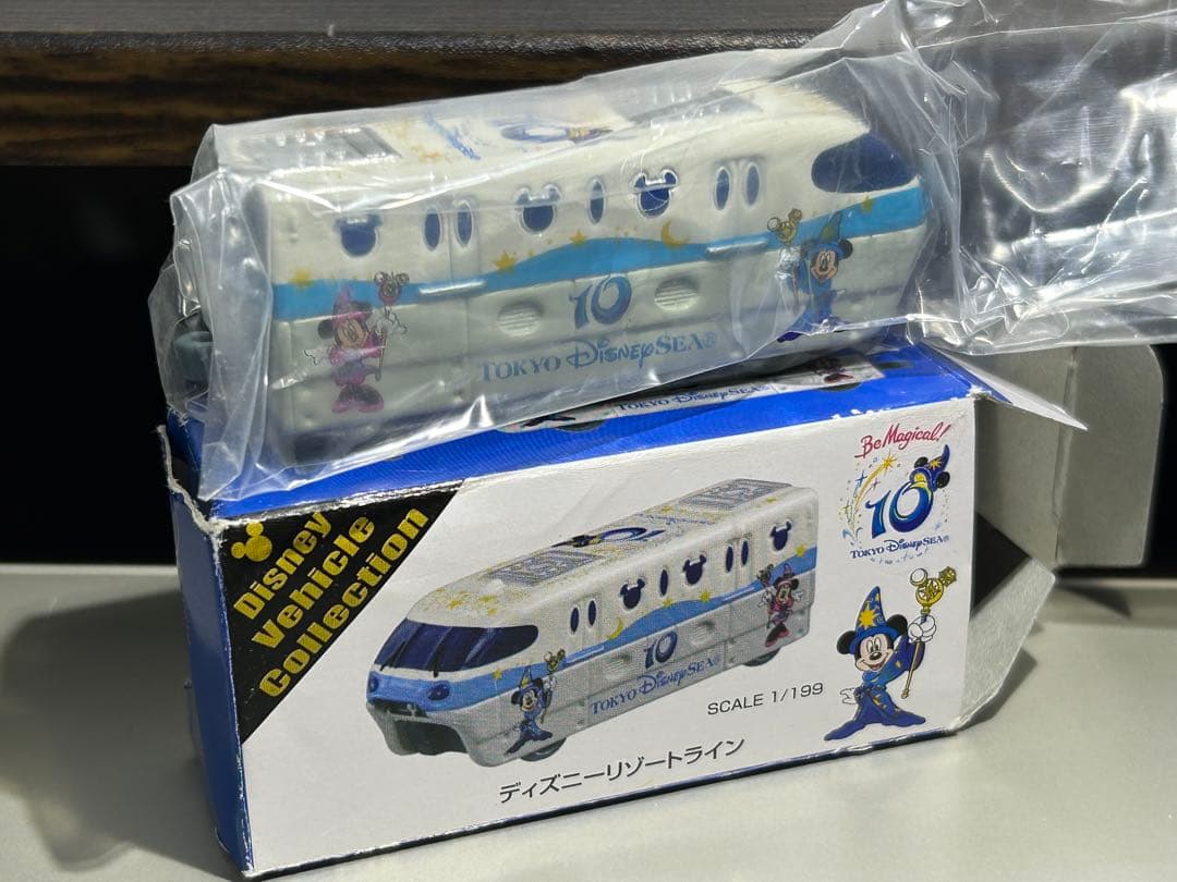 ディズニートミカ　ディズニーリゾートライン　３０台まとめて