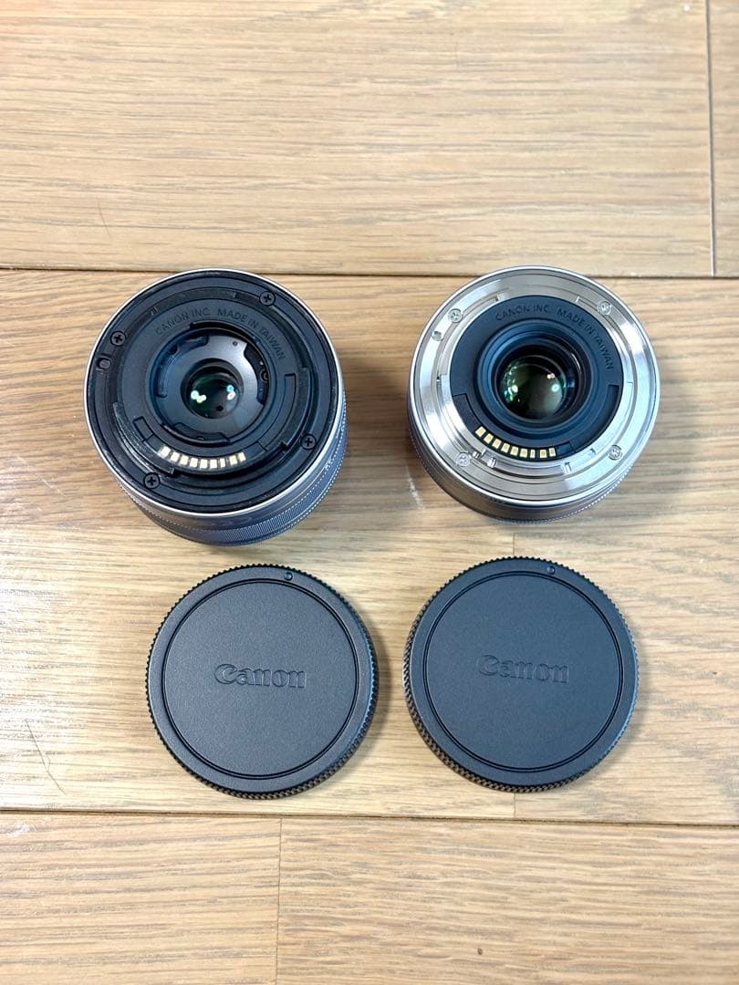 Canon EOS Kiss M ホワイト 2本レンズ マウントアダプター付