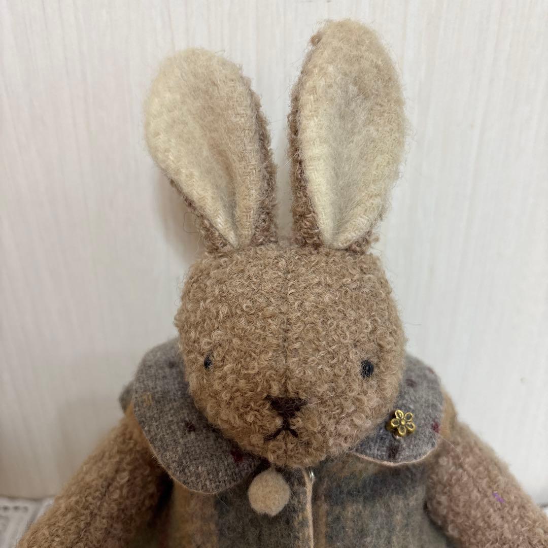 マニー　うさぎのぬいぐるみ