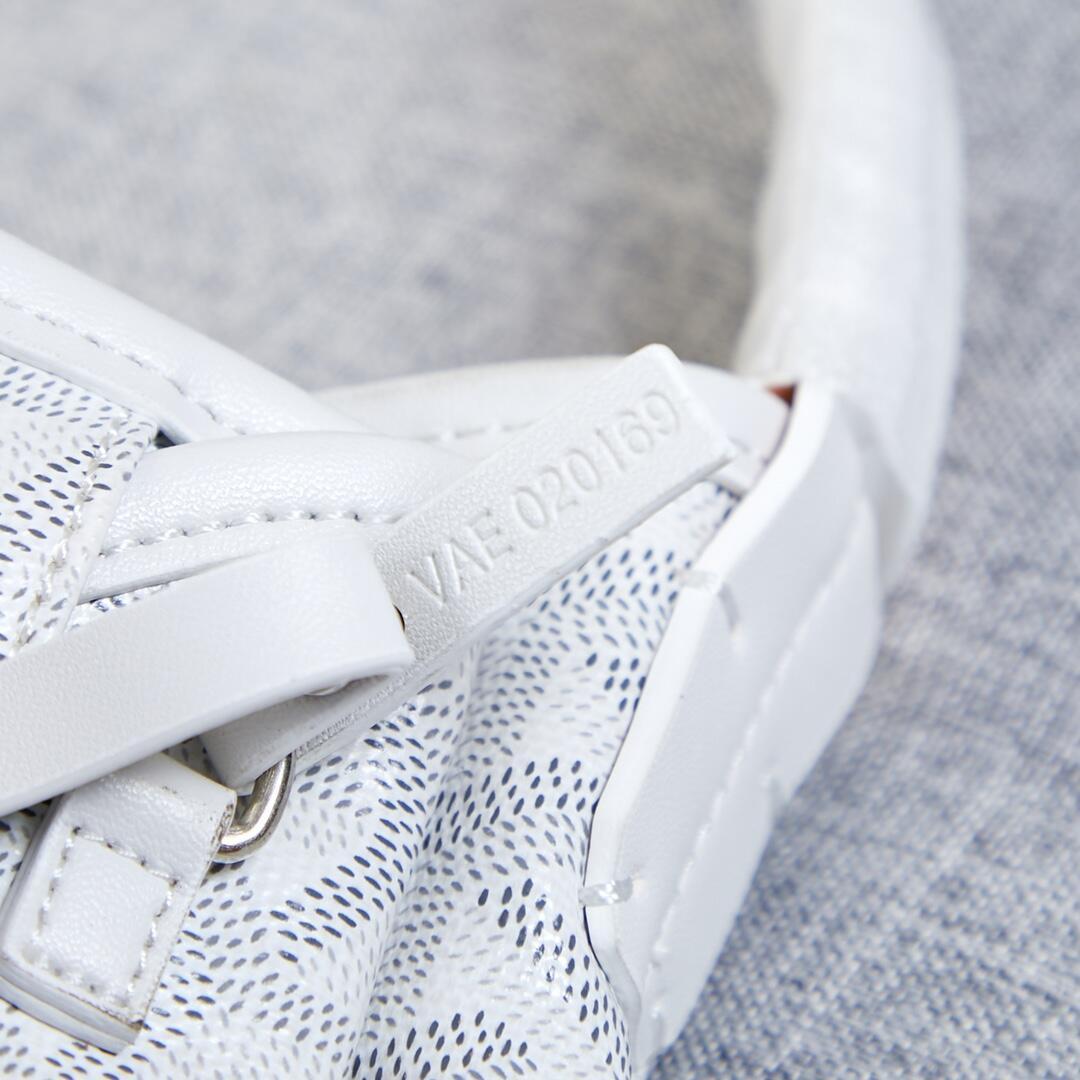 白 幾何学 Y 字柄 ワンショルダーバッグ 大容量 ファスナー付き 美品