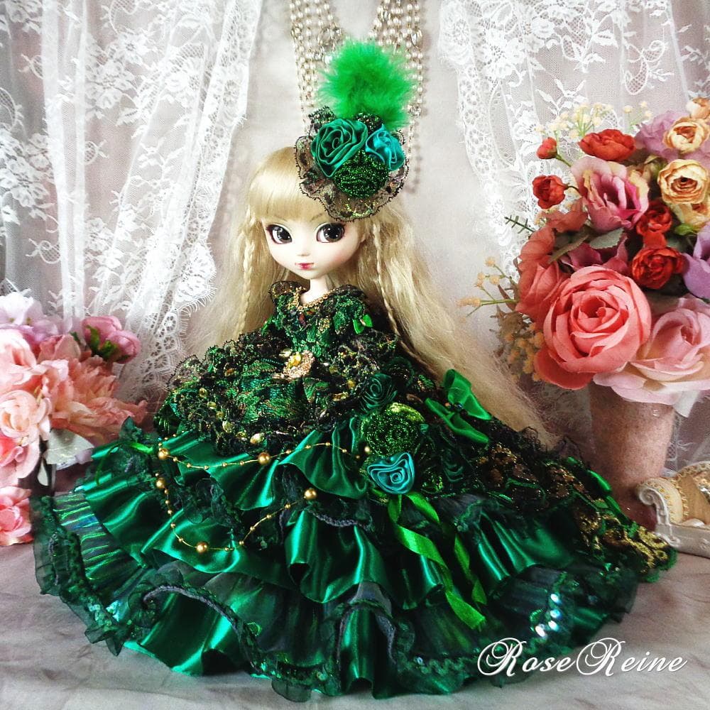 春祭セール！マリーアントワネット王妃 エメラルドの豪華ロングトレーンドールドレス