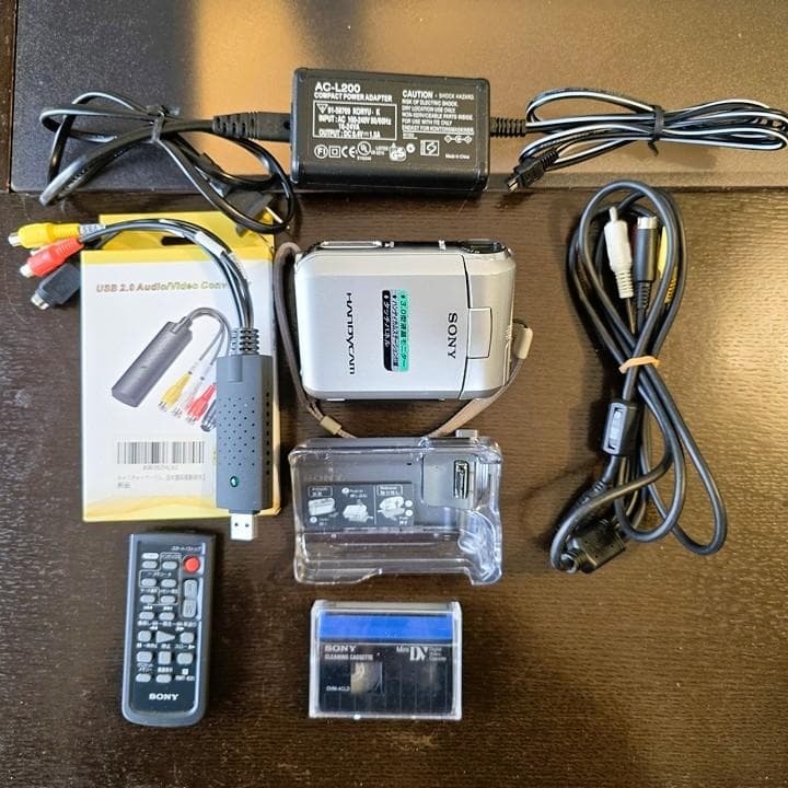 （完動品）SONYハンディカム DCR-PC55 ビデオカメラ 他ケーブル一式