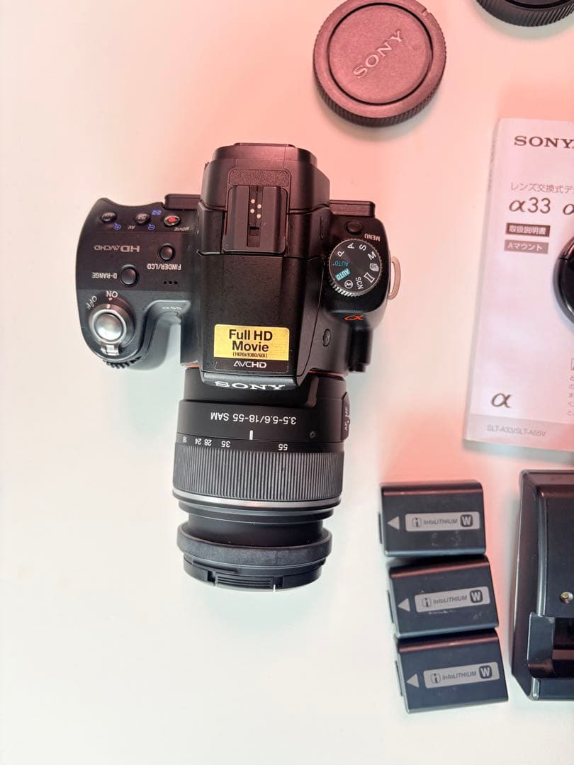 SONY α55 デジタル一眼レフカメラ、専用ショルダーバッグ付き