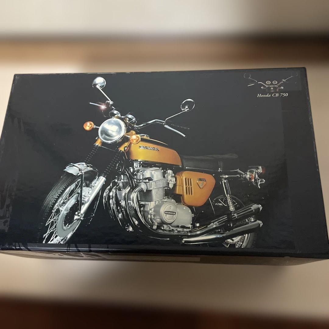 ミニチャンプス　6分の１Honda CB750