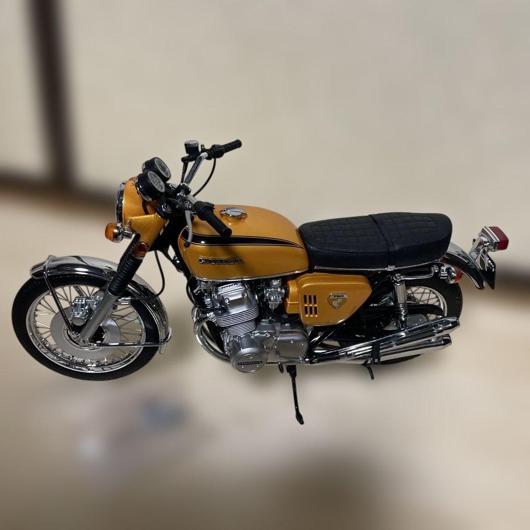 ミニチャンプス　6分の１Honda CB750
