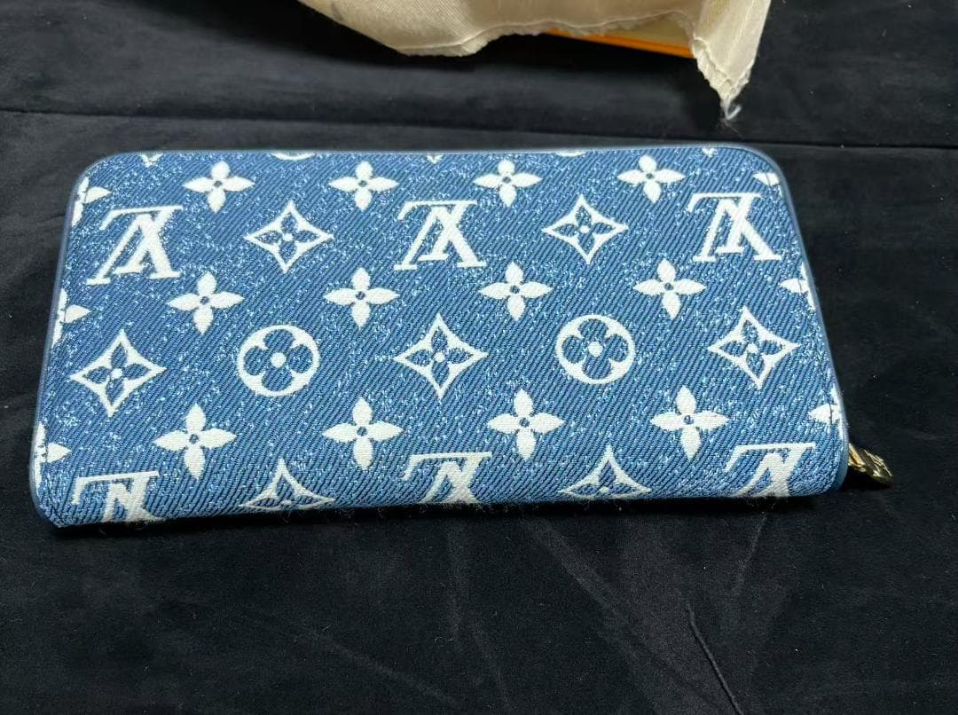 ```【大人気 】 非売品 VVVIP デニム長財布 保存袋付き~~~