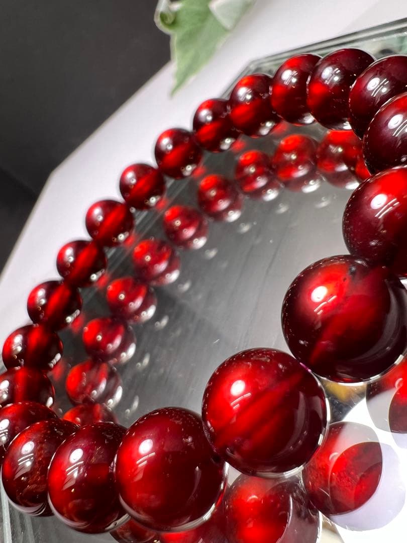 高品質ロードライトガーネット　可愛いお洒落　運気 仕事運　恋愛運　女子力UP❣️