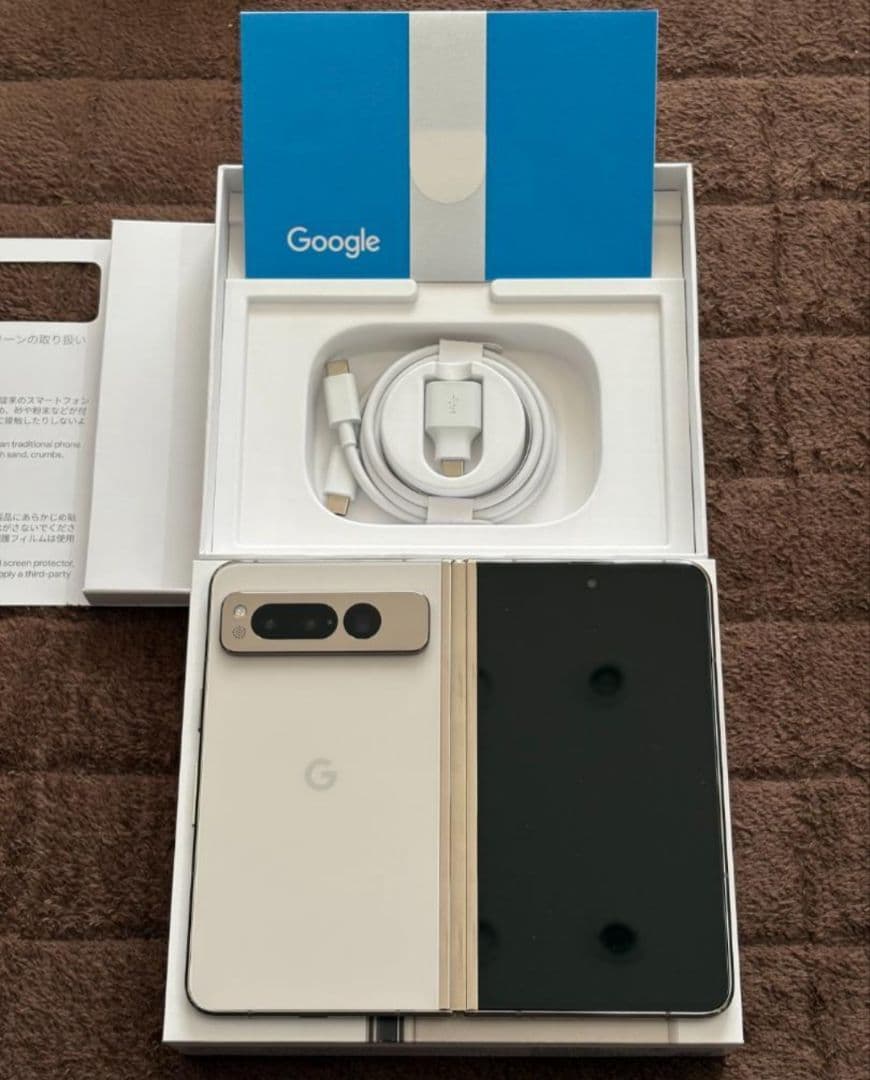 美品Google Pixel Fold PorcelainSIMフリー256GB