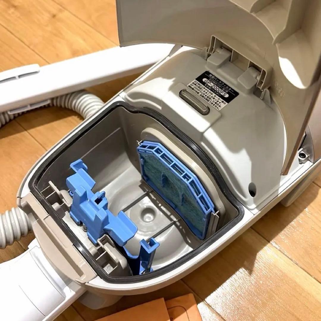 HITACHI 日立 CV-KP900M 掃除機 2024年製 紙パック付き