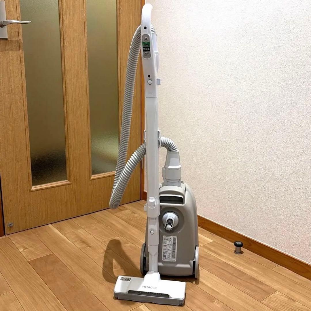 HITACHI 日立 CV-KP900M 掃除機 2024年製 紙パック付き