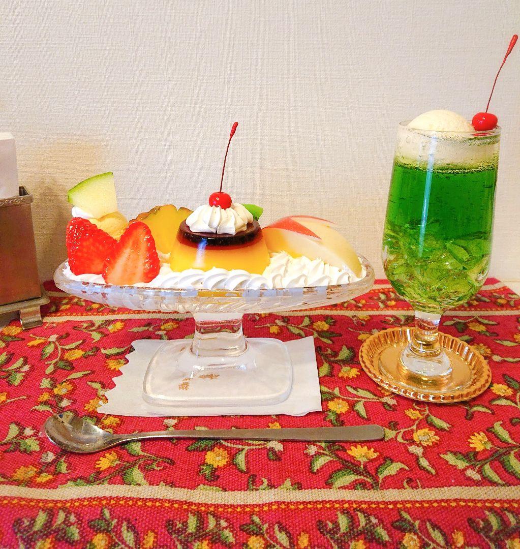 昭和レトロ 純喫茶の大きいプリンアラモード 食品サンプル