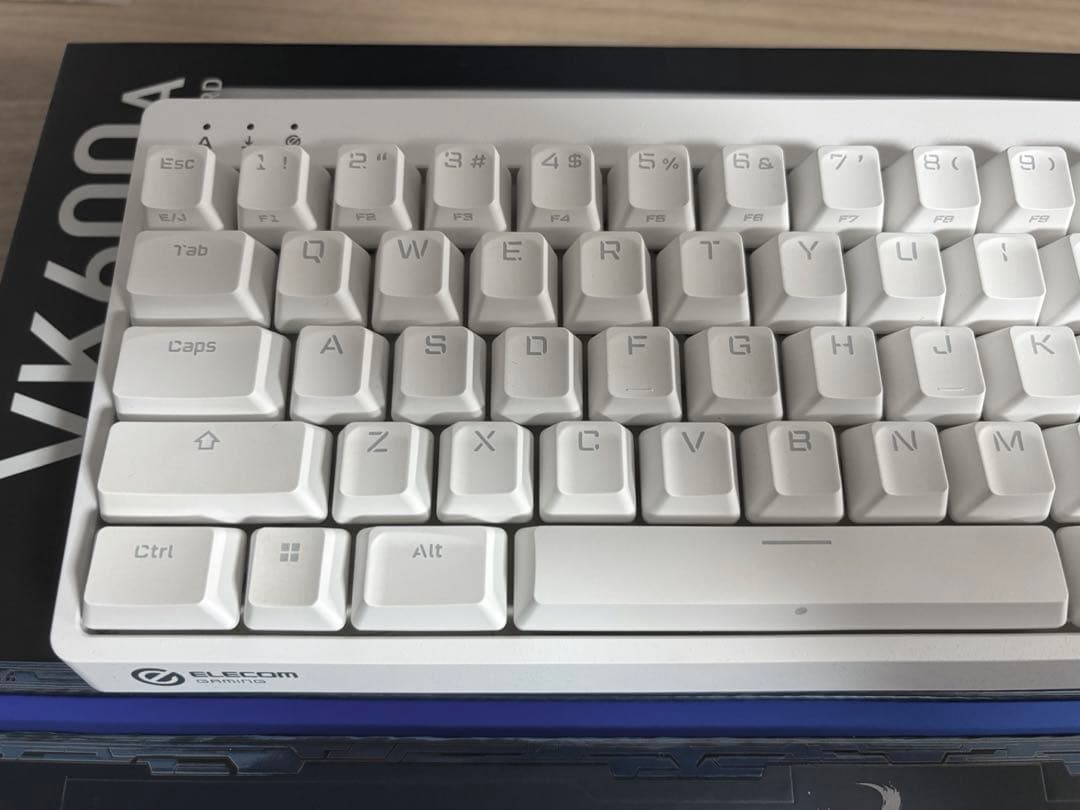 VK600A ホワイトメカニカルキーボード