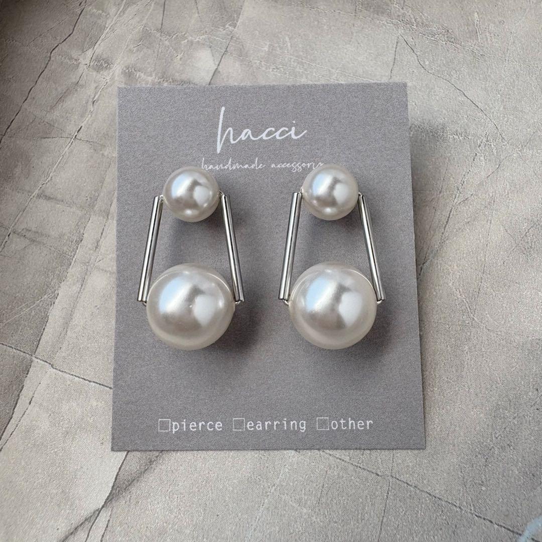 #466スワロフスキーパール　ゴールドスティック　イヤリング/チタンピアス変更可