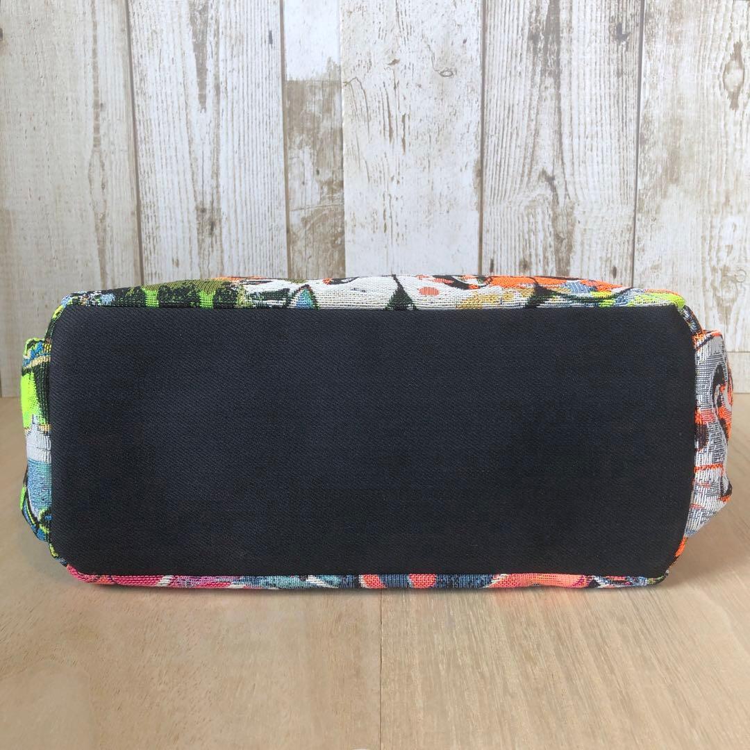 トートバッグ　ハンドメイド　デニムリメイク　ブラック　スプレー【新品デニム】