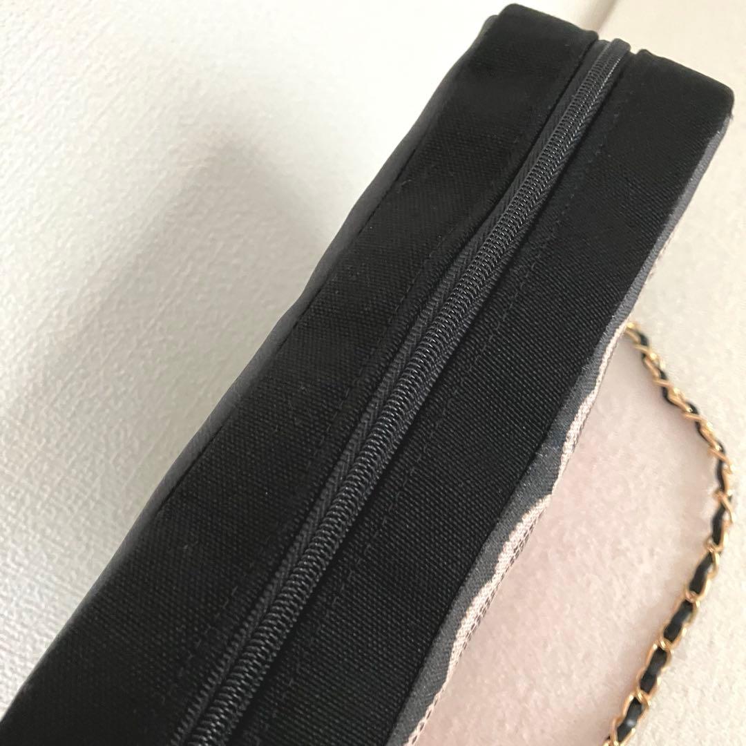 プーチン　横浜素材博　マイリトルテイラー、コラコラ